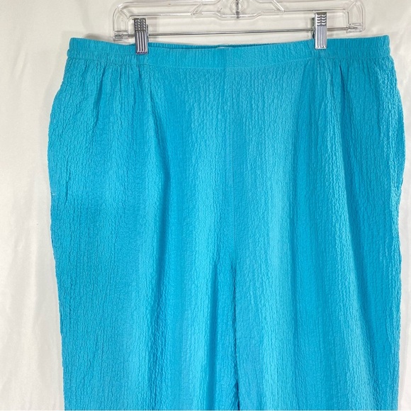 Draper’s & Damon’s Women’s Cyan Blue Crinkle Texture Pull-On Pants - Picture 2 of 6